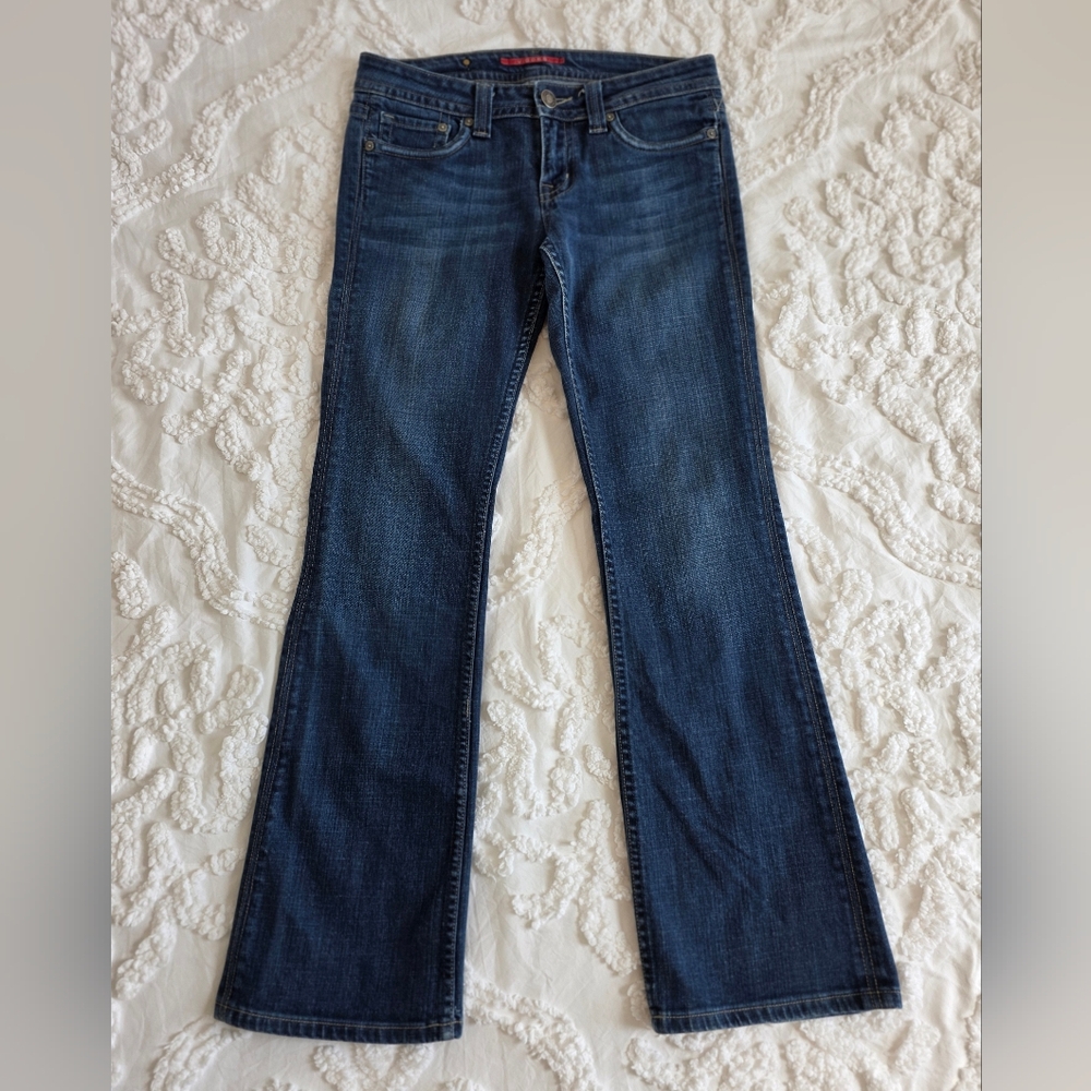 Vigoss Women's Jeans Flared Dark Wash Size 7
